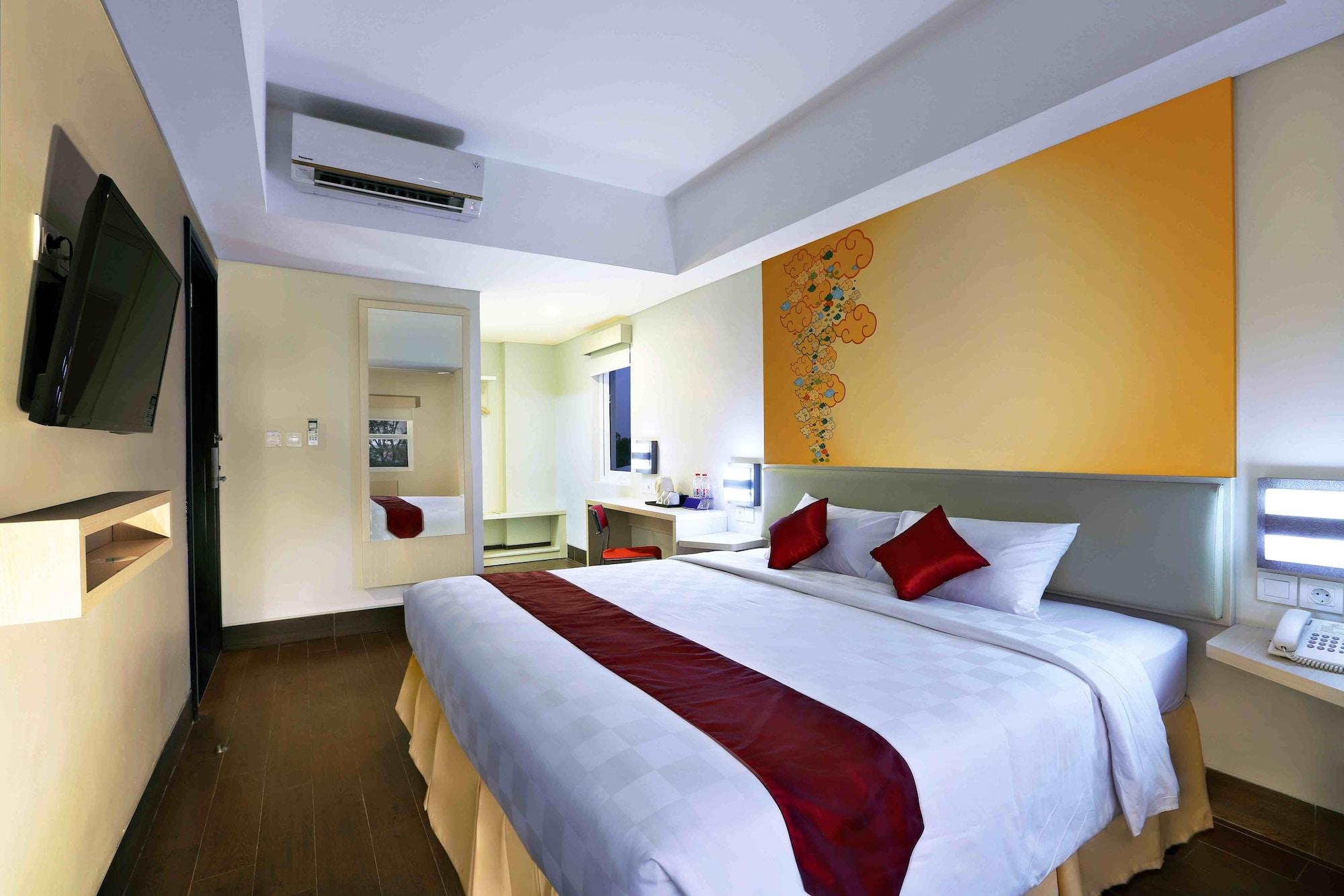 Cordela Hotel Cirebon Exteriör bild