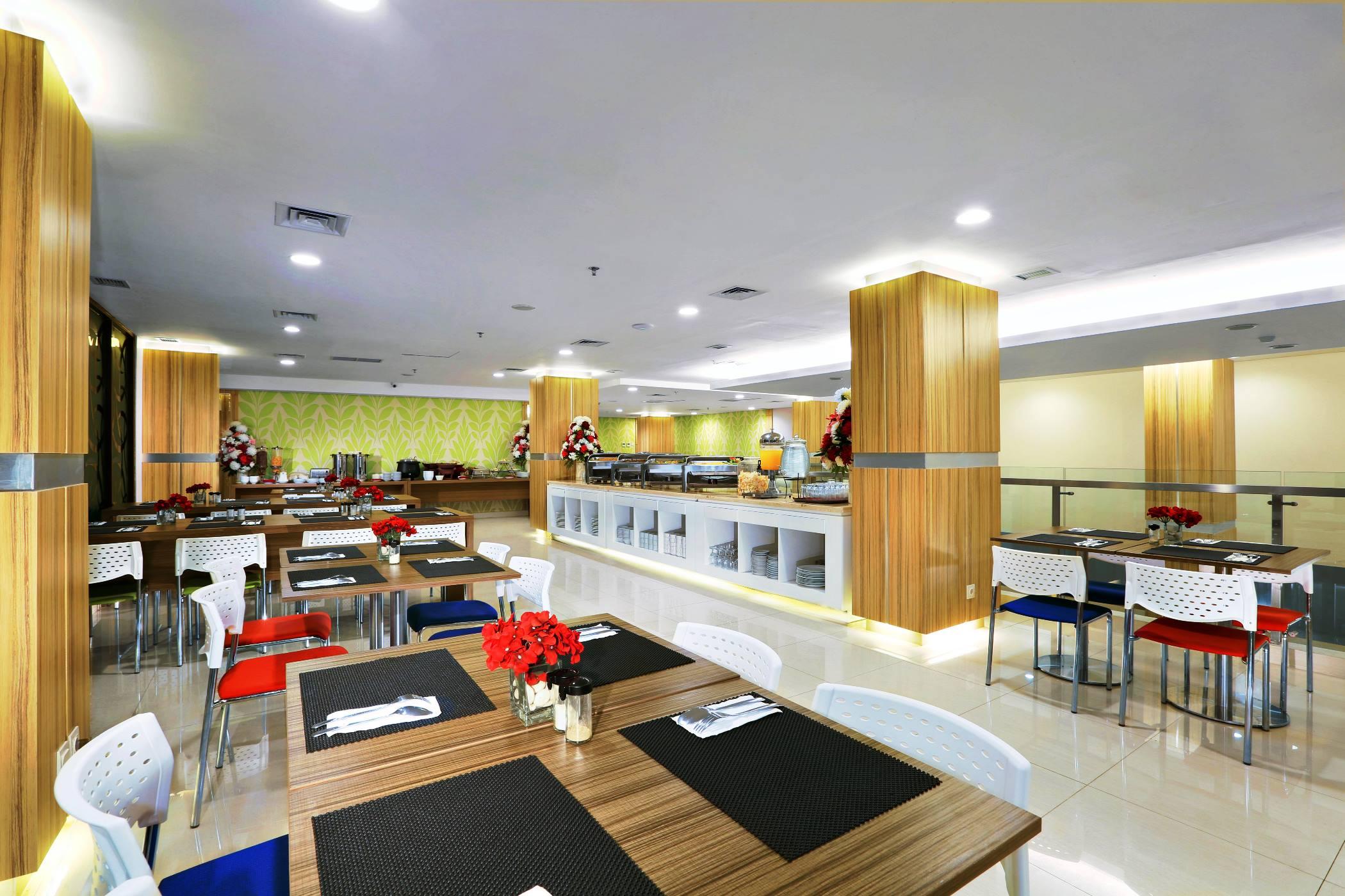 Cordela Hotel Cirebon Exteriör bild